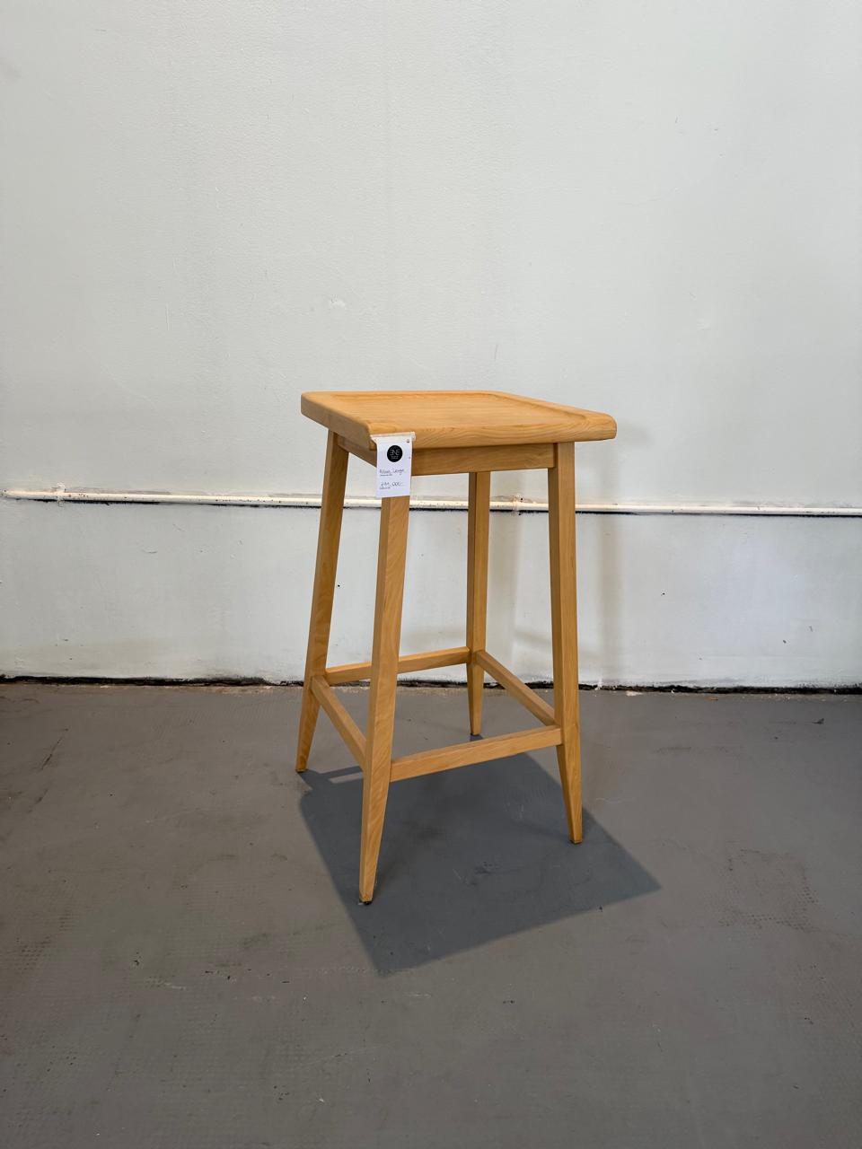 Banqueta Pint Lenga Ergonómica 74cm