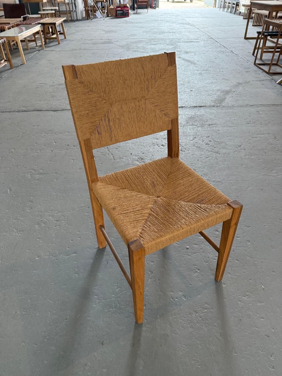 Silla Mila Craft en Cruz Camel