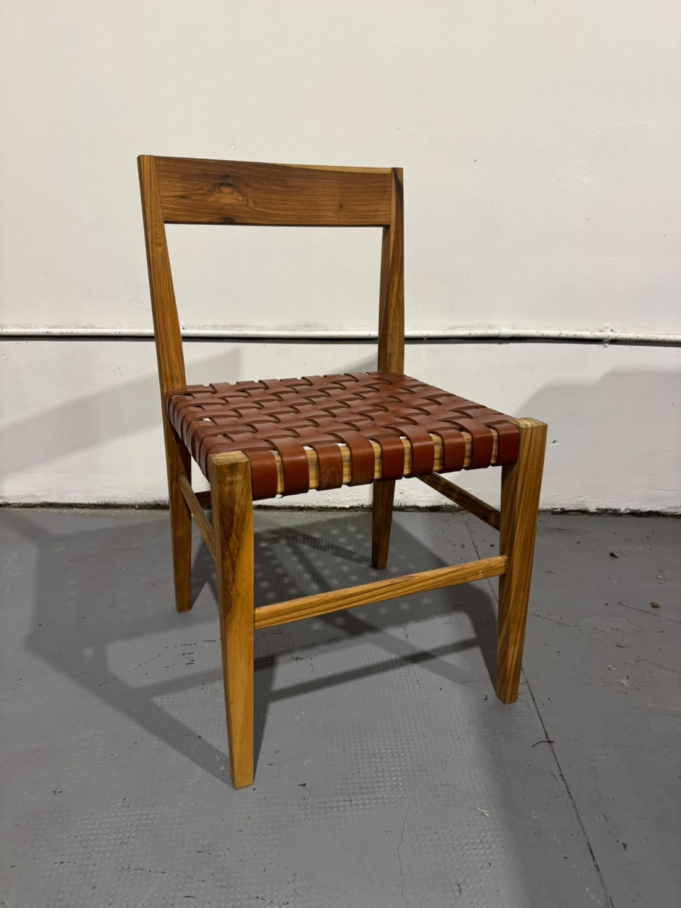 Silla Luca Cuero Coñaq