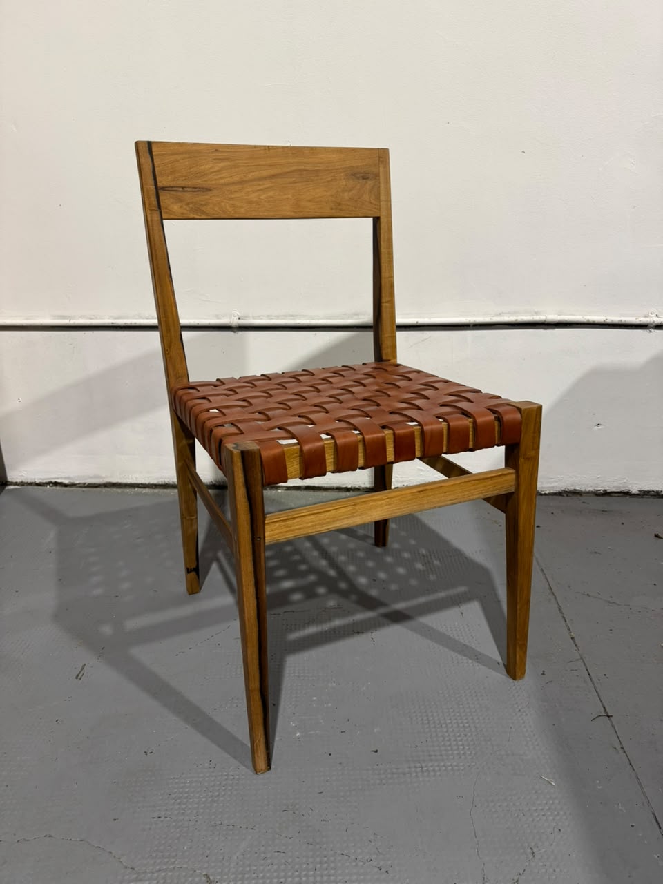 Silla Luca Cuero Coñaq
