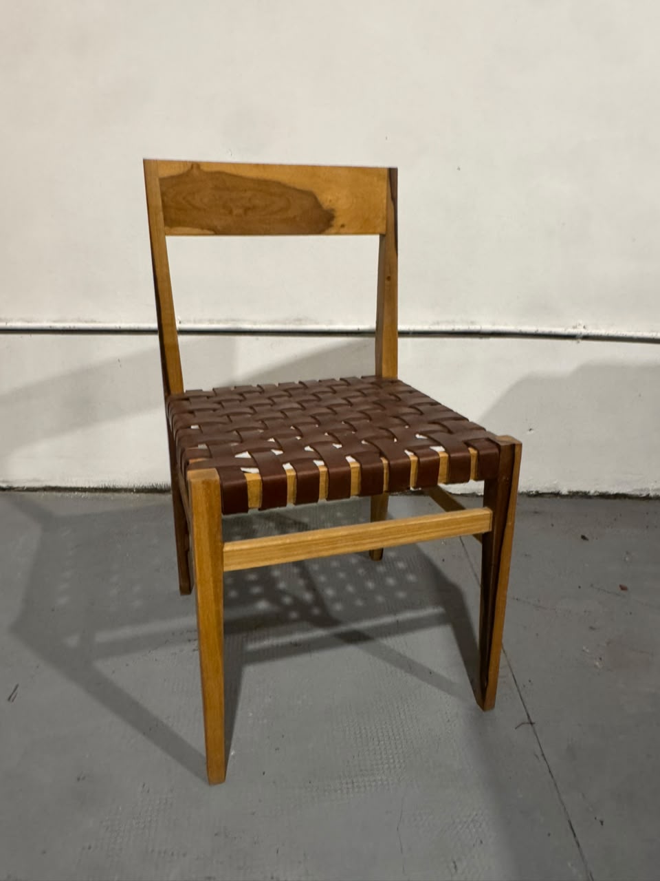 Silla Luca Cuero Chocolate
