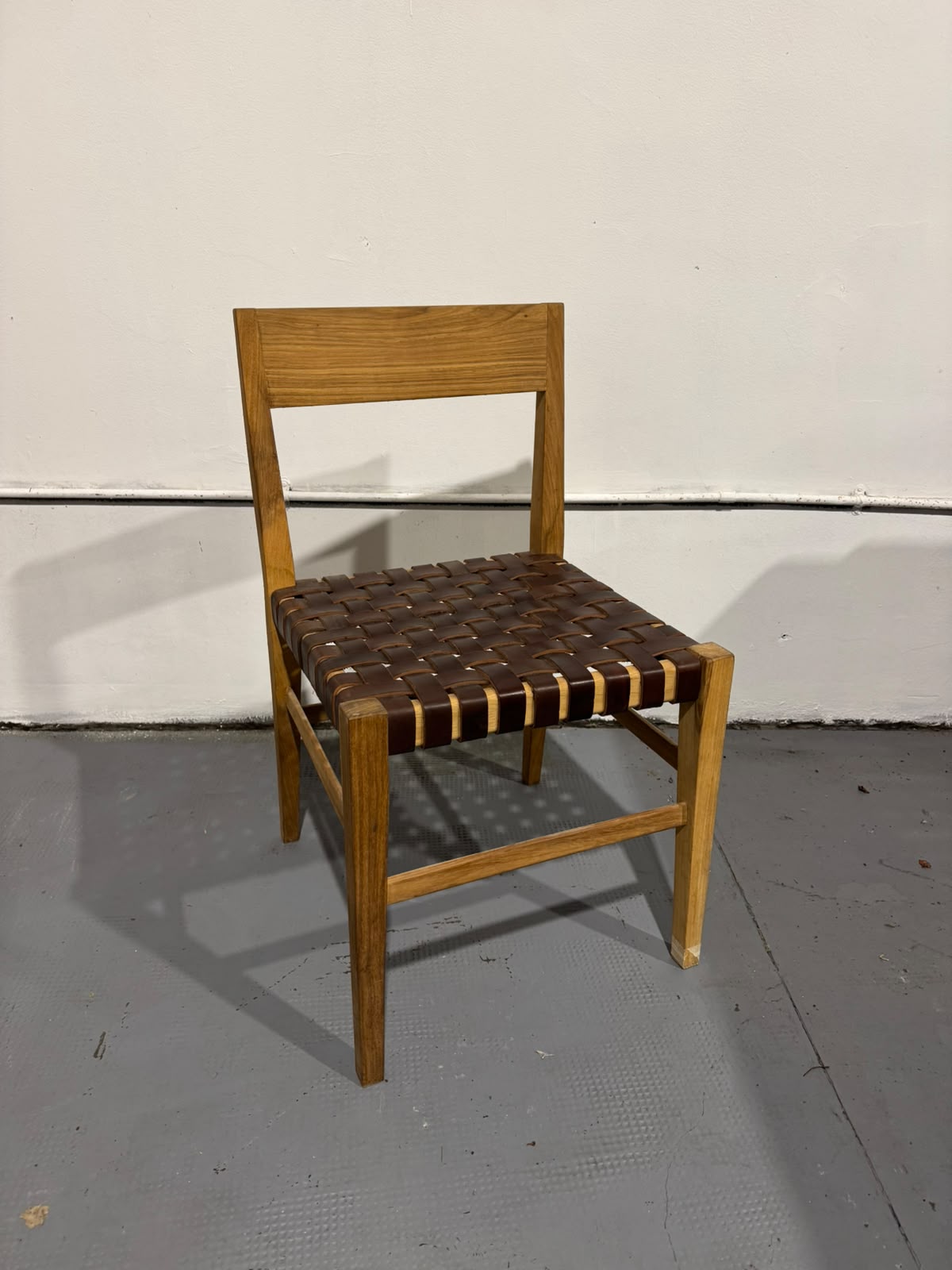 Silla Luca Cuero Chocolate