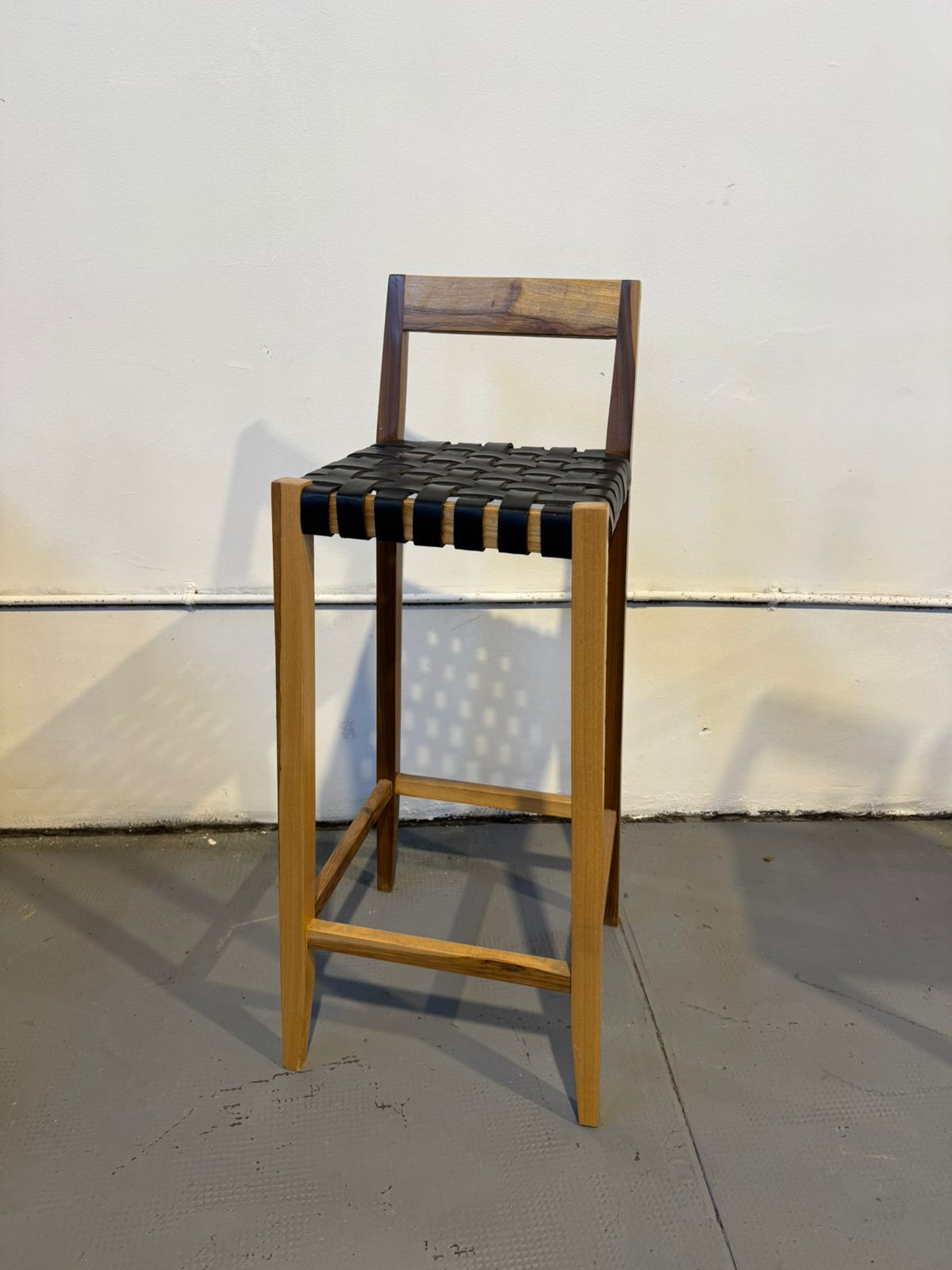 Banqueta Rema Cuero Negro 78cm
